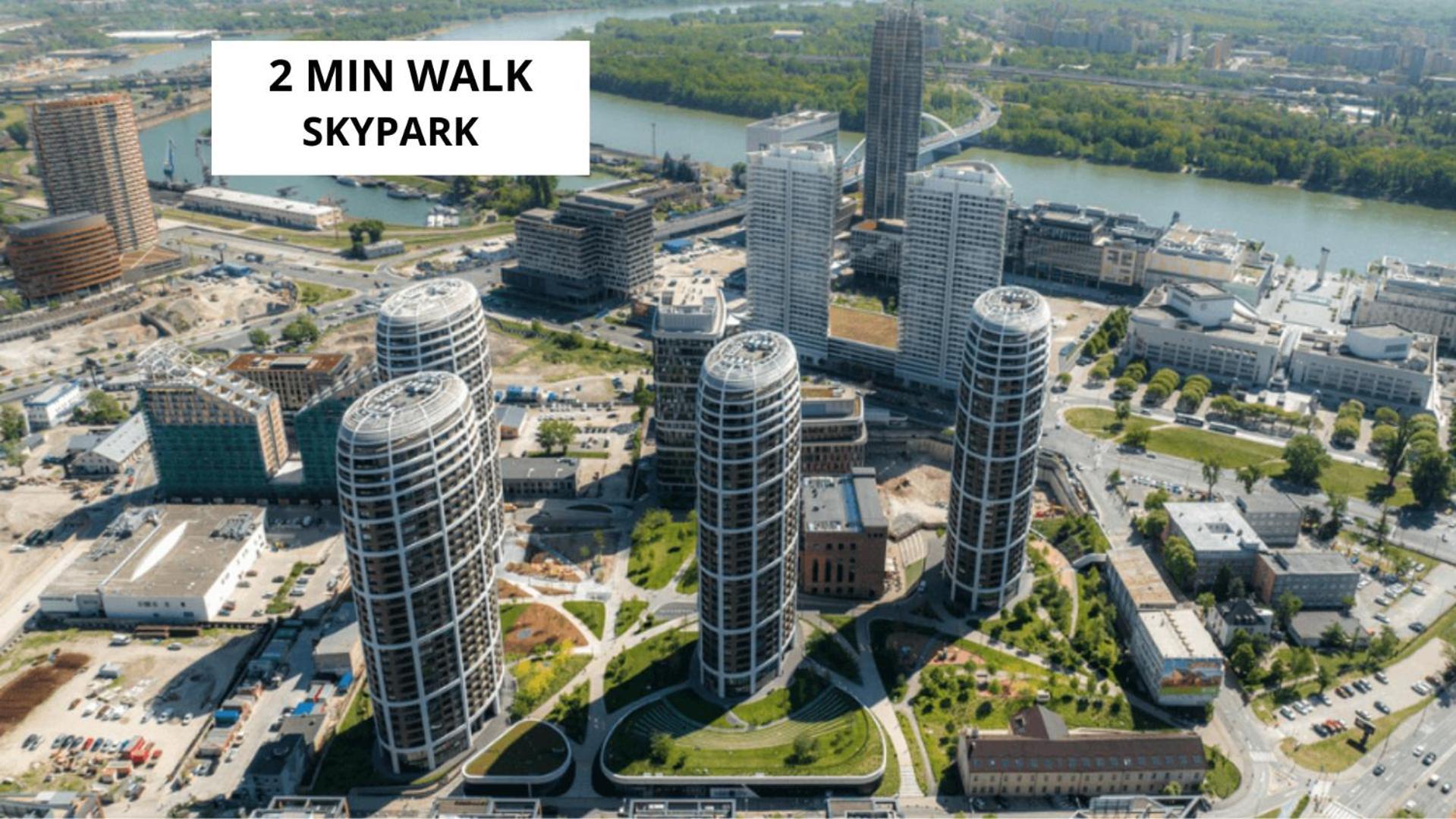 Downtown 3 Bdr Charm - Walk To All Attractions Bratislava Eksteriør bilde